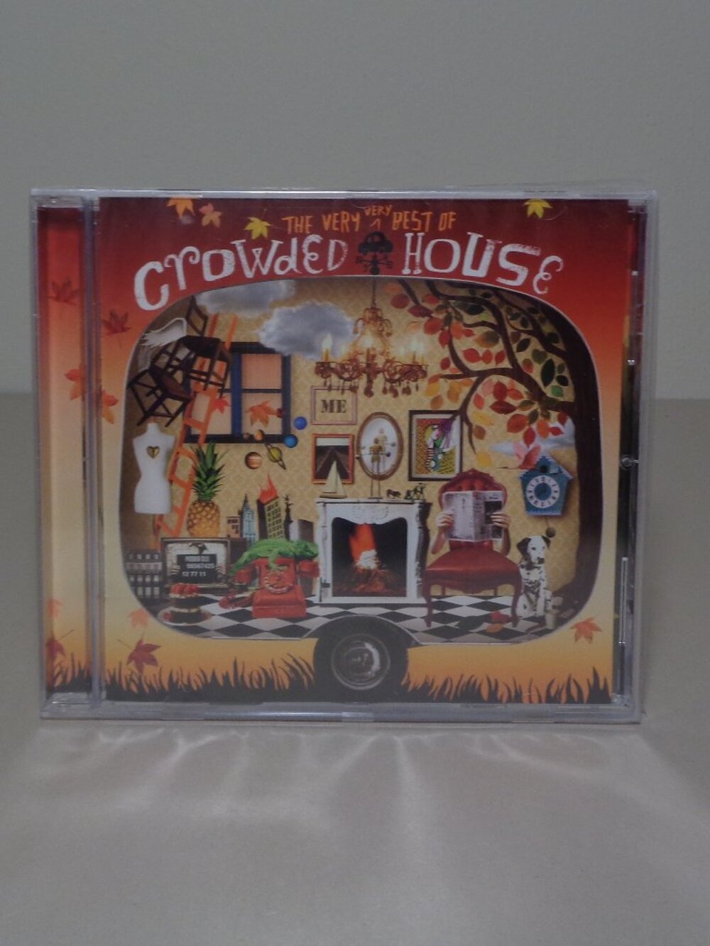 THE VERY VERY BEST OF CROWDED HOUSE by Crowded House New CD /  19 Tracks - Songs